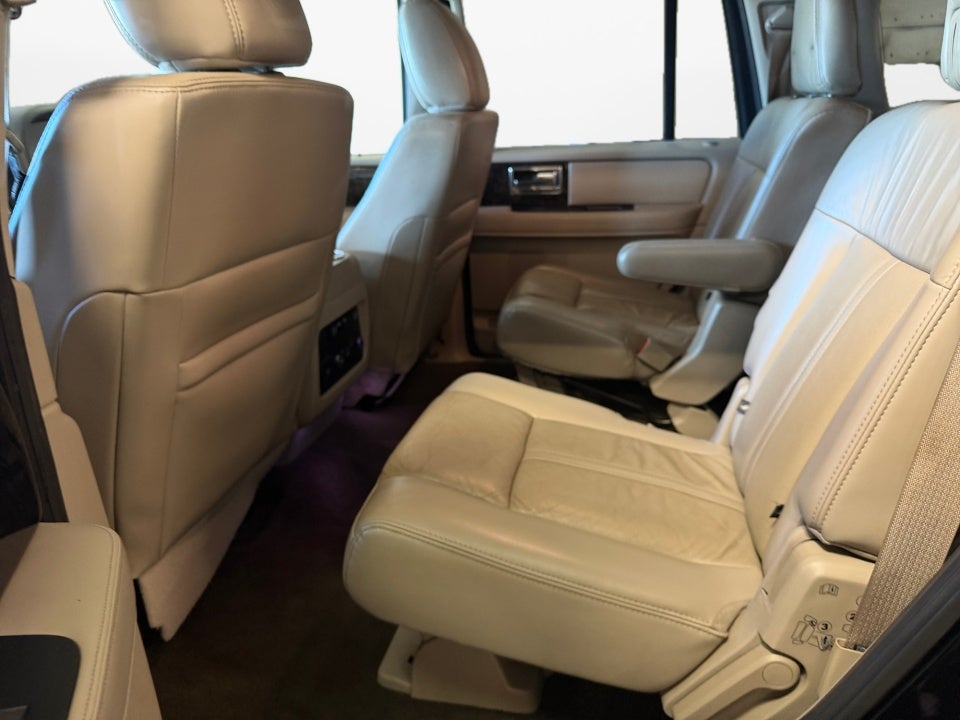 2017 Lincoln Navigator Select