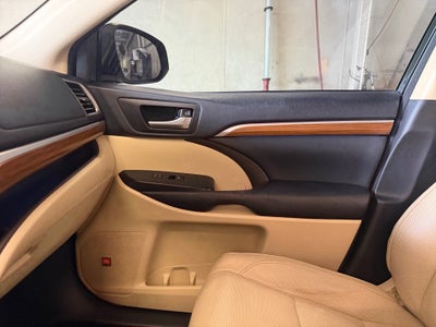2017 Toyota Highlander Limited