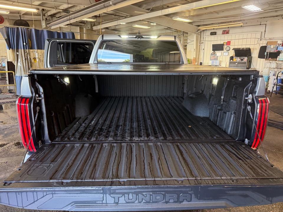 2023 Toyota Tundra i-FORCE MAX Platinum Hybrid