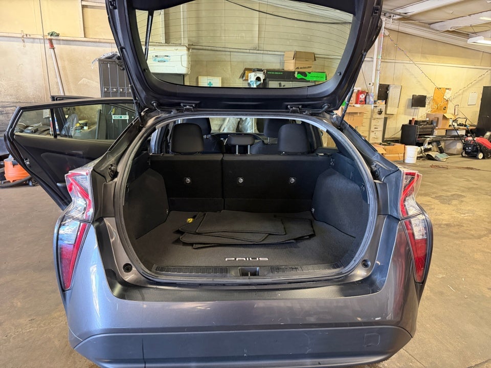 2016 Toyota Prius Two