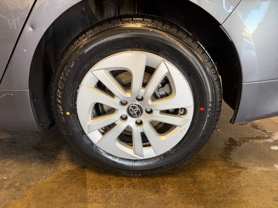 2016 Toyota Prius Two