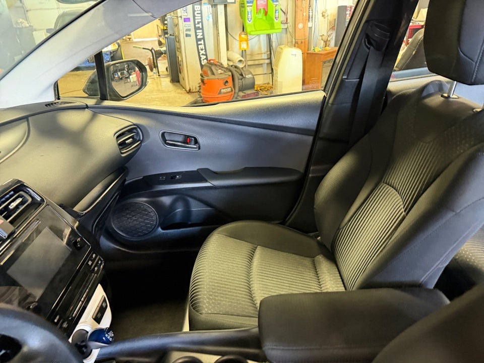 2016 Toyota Prius Two