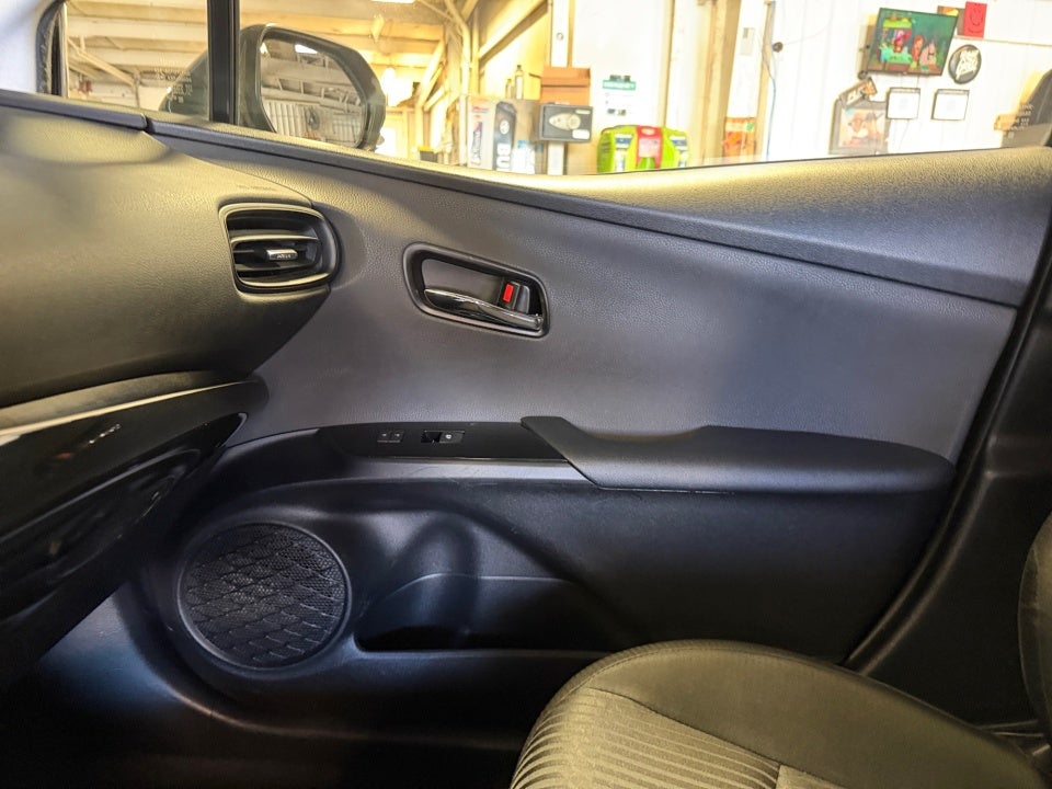 2016 Toyota Prius Two