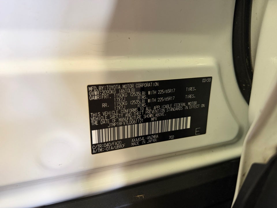 2020 Toyota RAV4 XLE