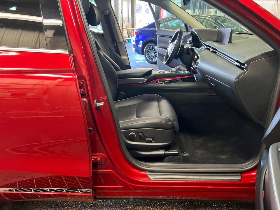 2023 Genesis GV70 2.5T AWD