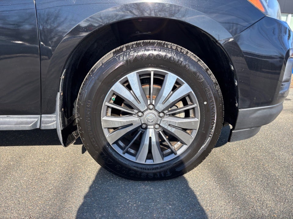 2017 Nissan Pathfinder SL