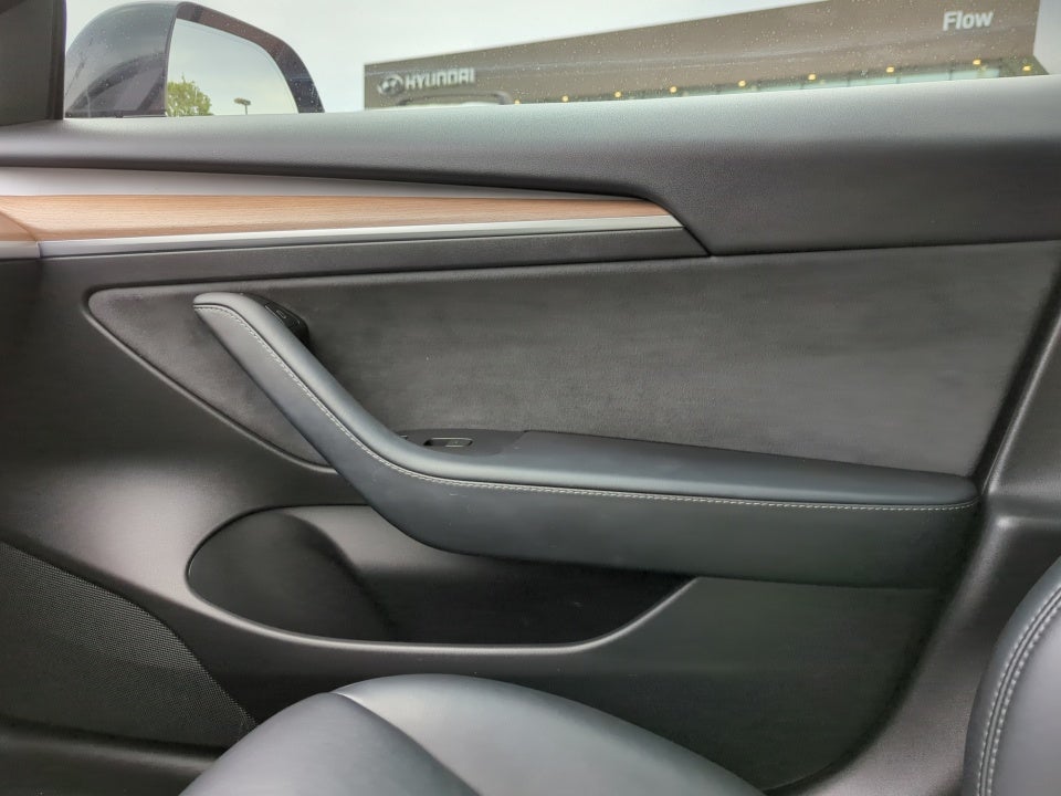 2022 Tesla Model 3 Long Range Dual Motor All-Wheel Drive