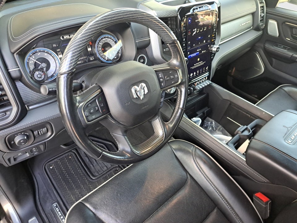 2021 RAM 1500 Limited Crew Cab 4x4 5'7" Box
