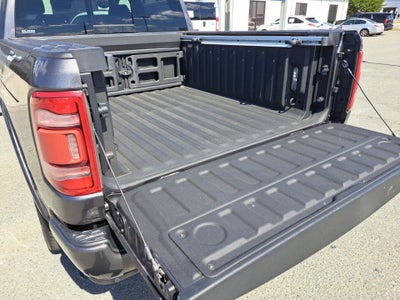 2021 RAM 1500 Limited Crew Cab 4x4 5'7" Box