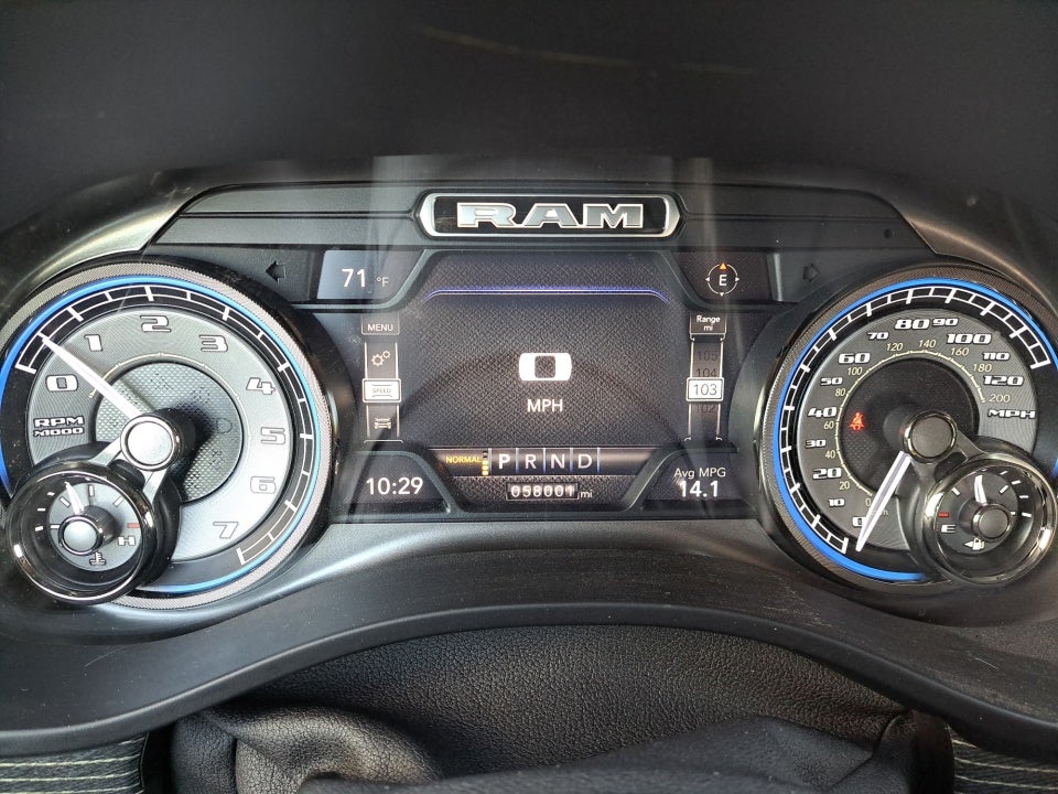 2021 RAM 1500 Limited Crew Cab 4x4 5'7" Box