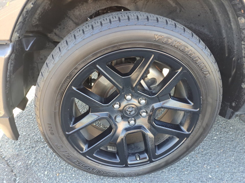 2021 RAM 1500 Laramie Crew Cab 4x4 5'7" Box