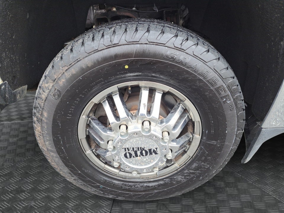 2017 Chevrolet Silverado 3500HD Chassis WT