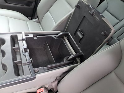 2017 Chevrolet Silverado 3500HD Chassis WT