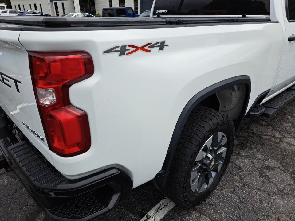 2021 Chevrolet Silverado 2500HD 4WD Crew Cab Standard Bed Custom