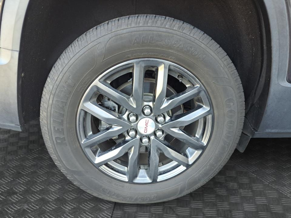 2017 GMC Acadia SLT