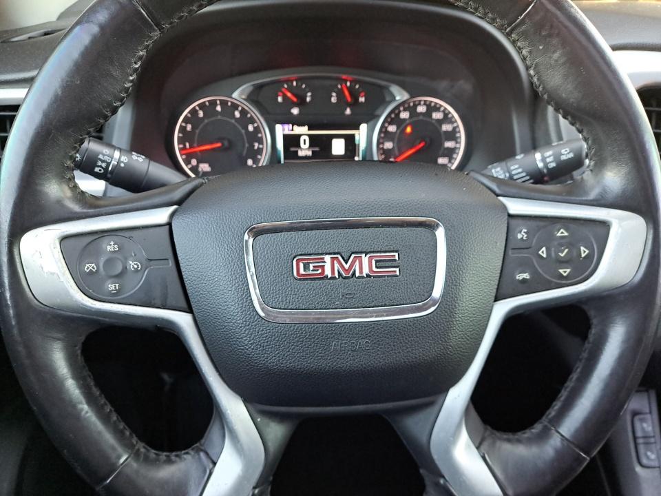 2017 GMC Acadia SLT
