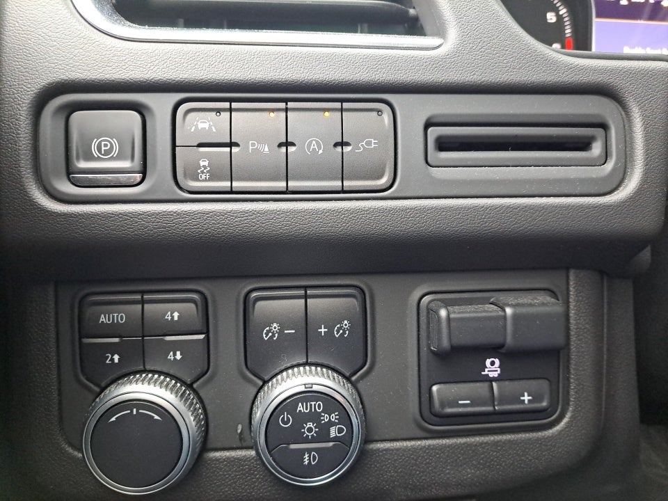 2021 GMC Yukon 4WD SLT