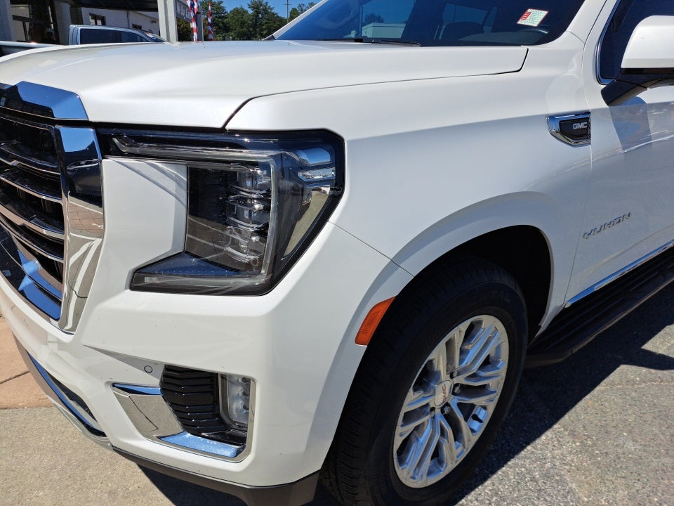 2022 GMC Yukon SLT