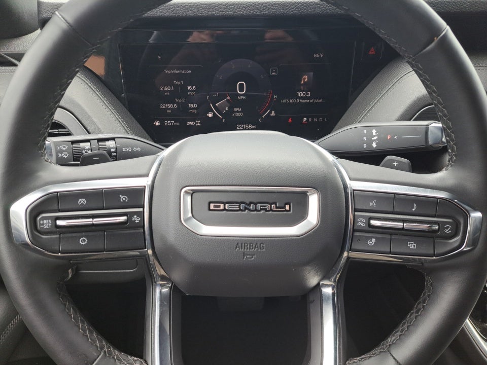 2025 GMC Yukon 4WD Denali