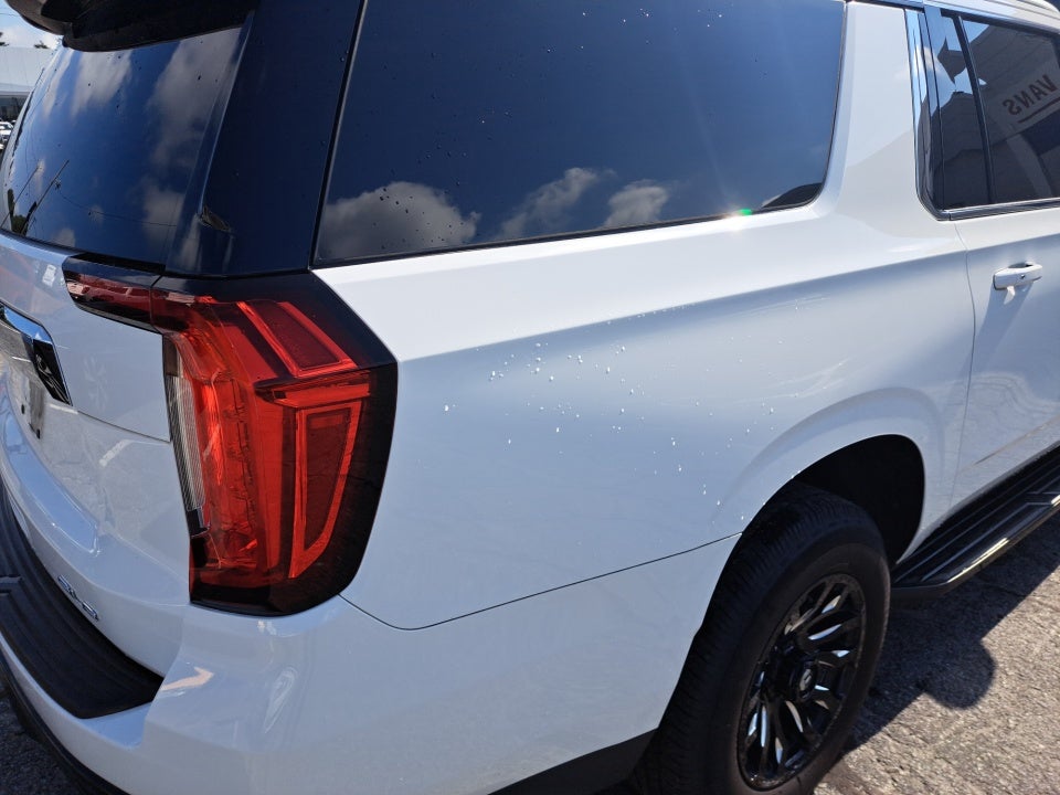 2022 GMC Yukon XL SLE