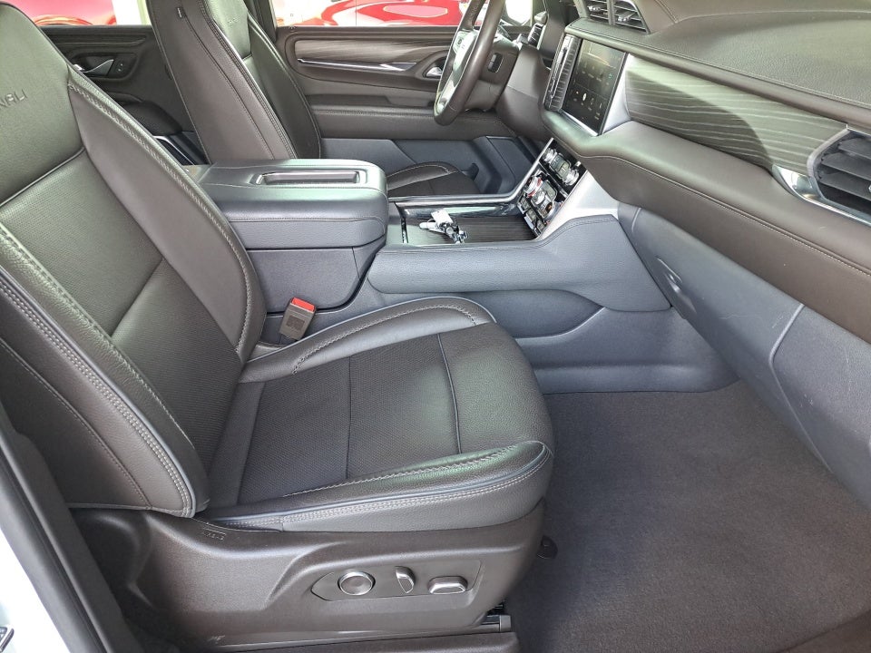 2023 GMC Yukon XL 4WD Denali