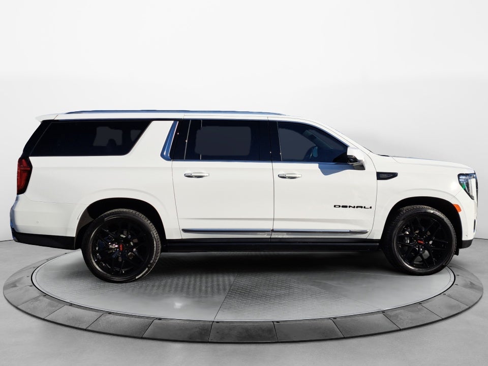 2023 GMC Yukon XL 4WD Denali