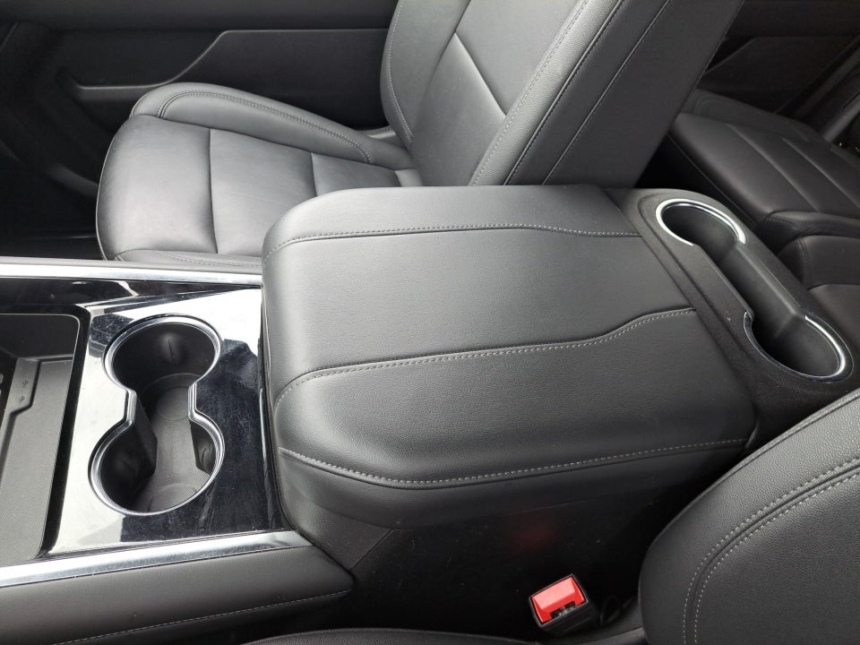 2025 Chevrolet Tahoe 4WD LT