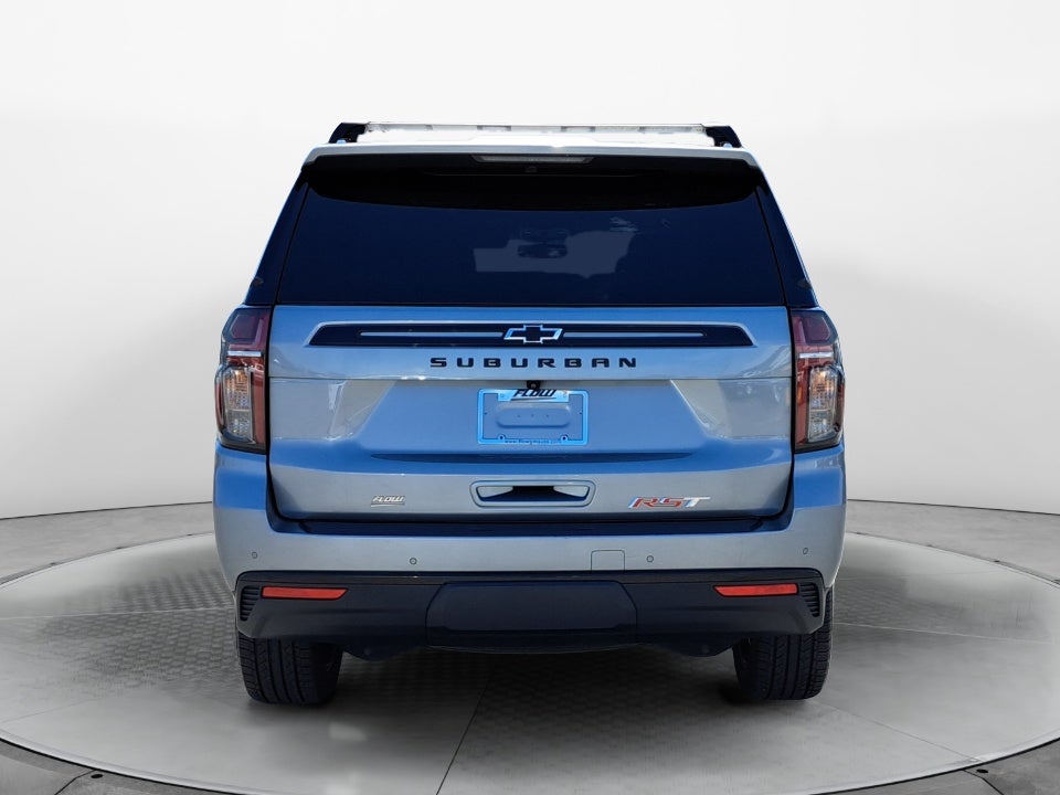 2023 Chevrolet Suburban 4WD RST