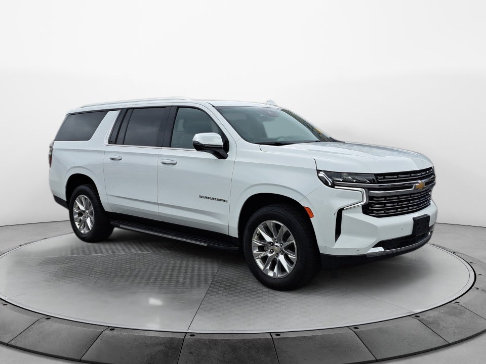 2023 Chevrolet Suburban 4WD Premier