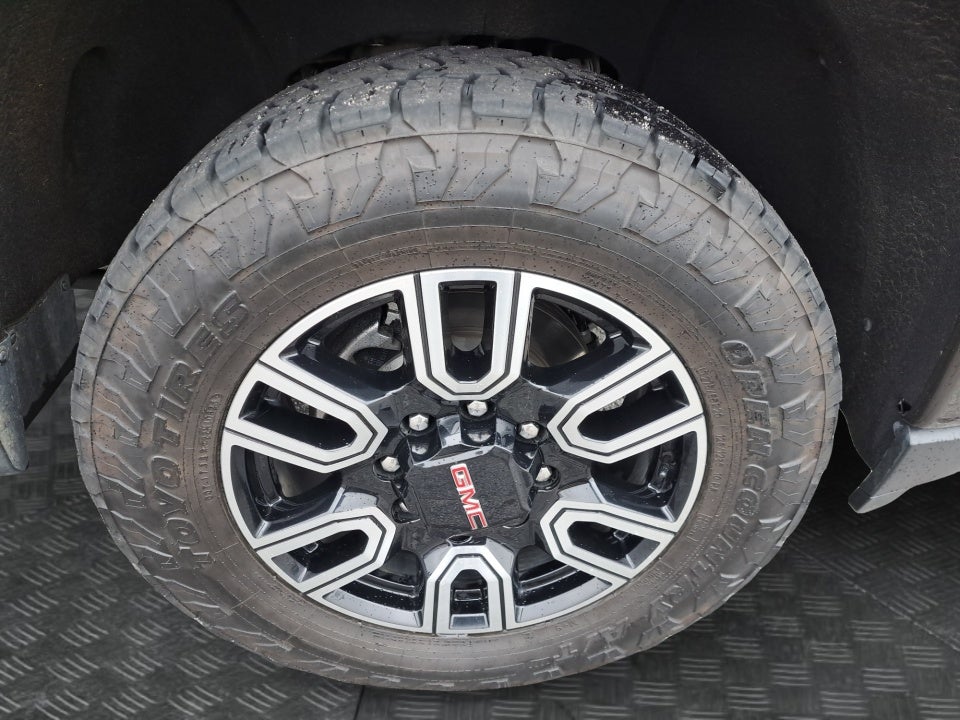 2022 GMC Sierra 2500HD AT4