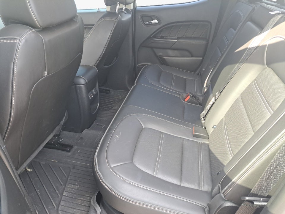 2022 GMC Canyon 4WD Crew Cab Short Box Denali