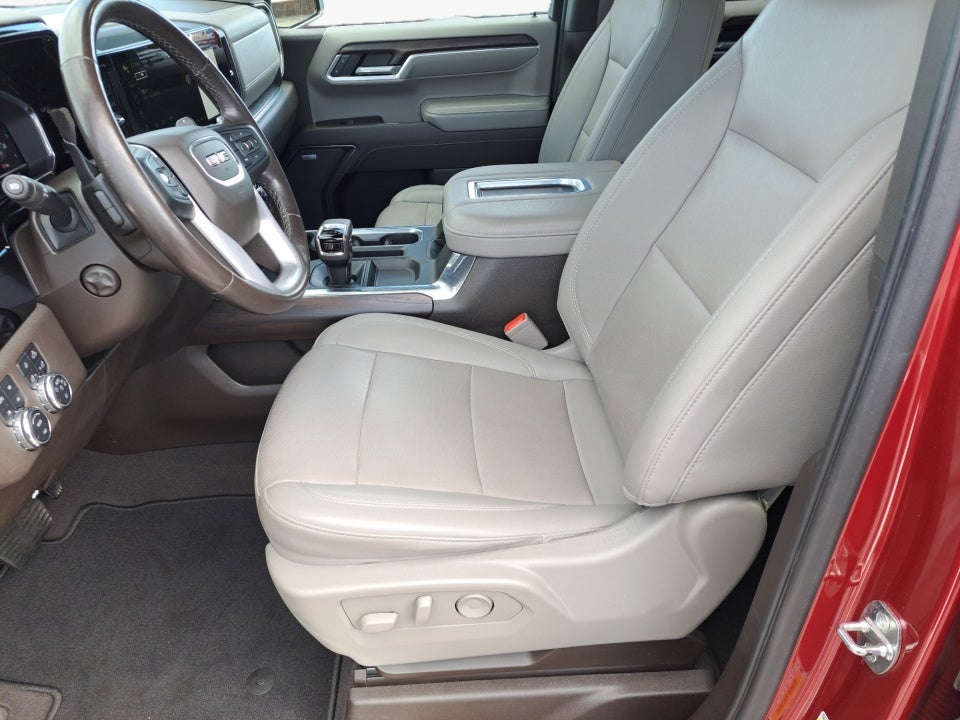 2022 GMC Sierra 1500 4WD Crew Cab Short Box SLT