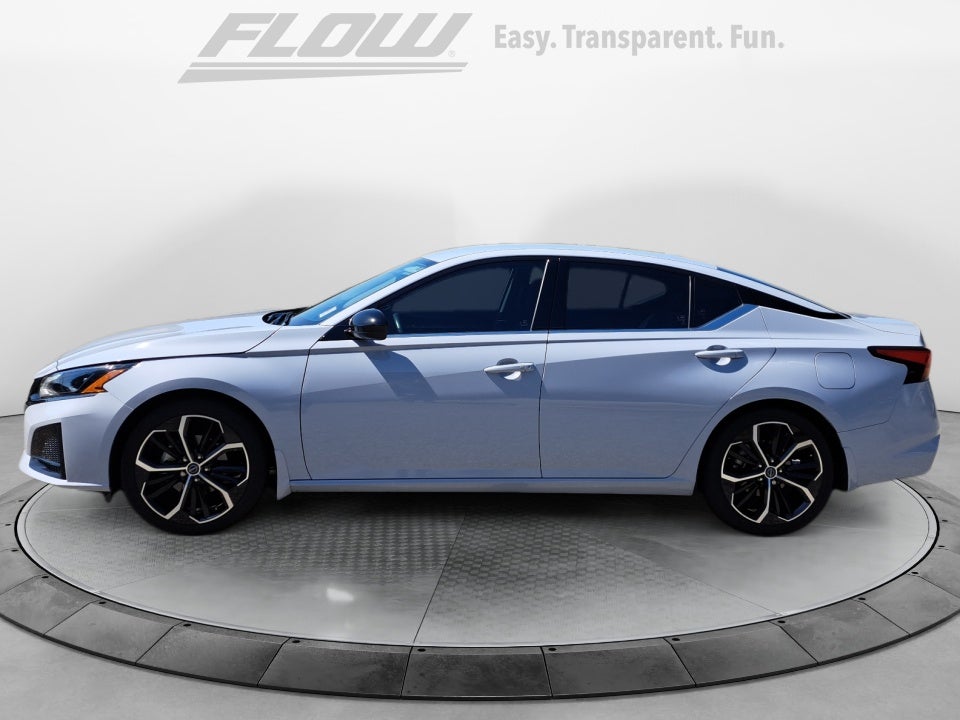 2023 Nissan Altima SR FWD