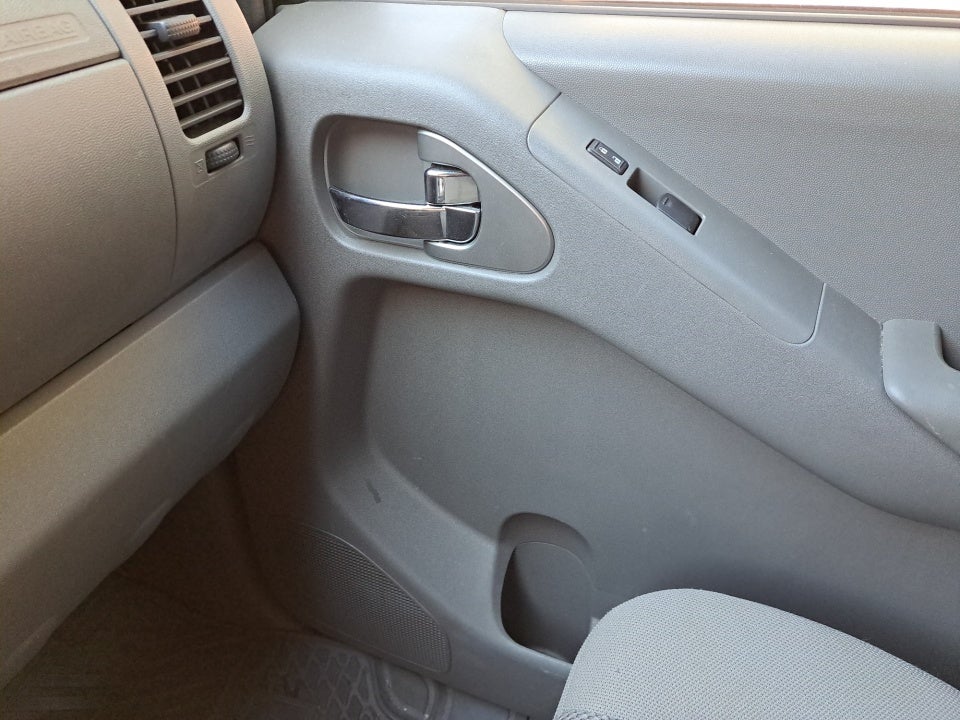 2010 Nissan Frontier SE