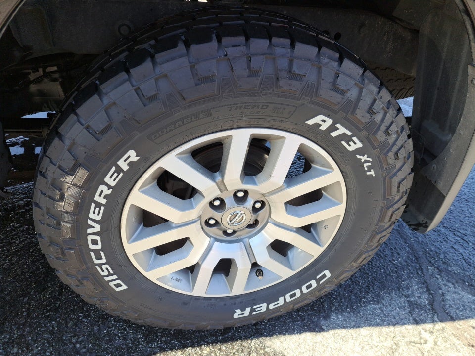 2011 Nissan Frontier SL