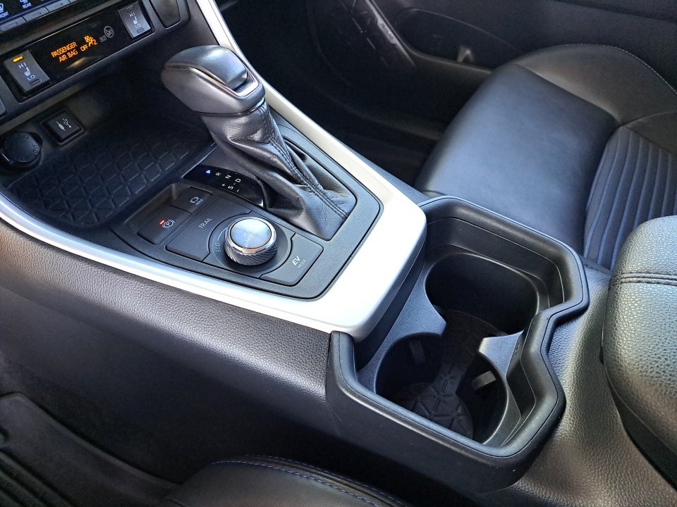 2019 Toyota RAV4 Hybrid XSE