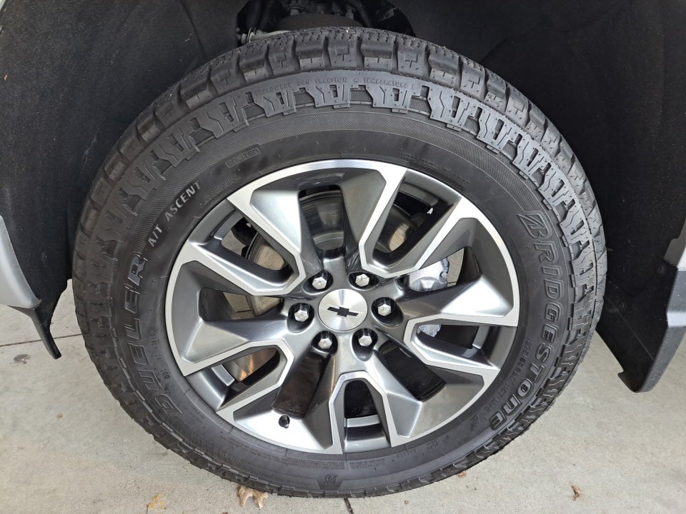 2022 Chevrolet Silverado 1500 4WD Crew Cab Short Bed RST