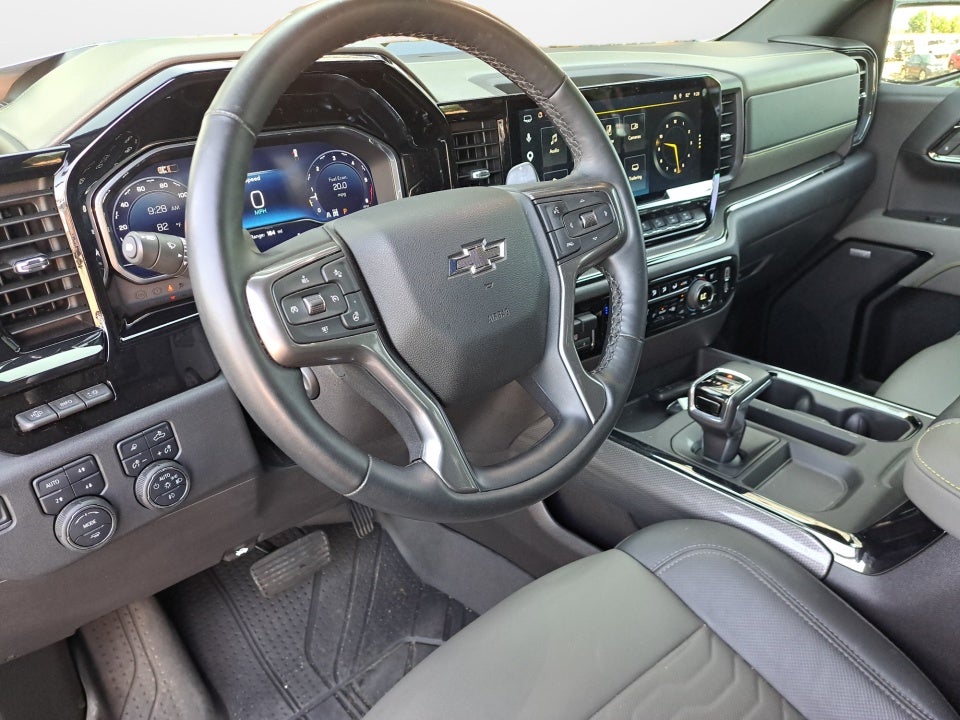 2025 Chevrolet Silverado 1500 ZR2