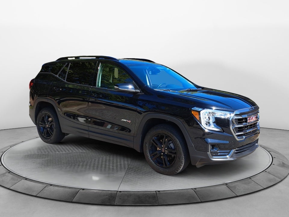 2024 GMC Terrain AT4