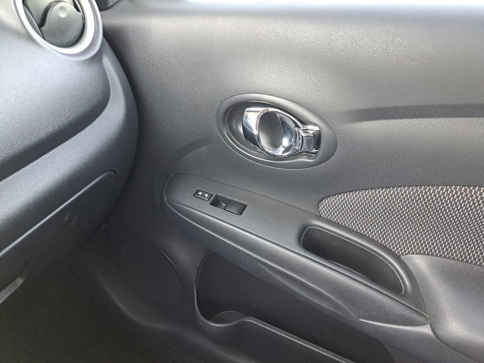 2014 Nissan Versa 1.6 SV