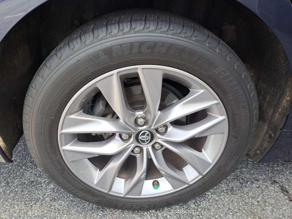 2019 Toyota Avalon XLE