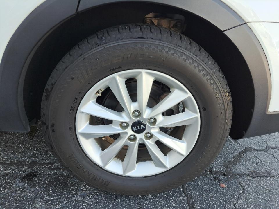 2020 Kia Sorento LX
