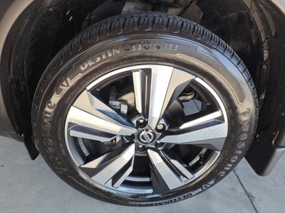 2021 Nissan Rogue Platinum FWD