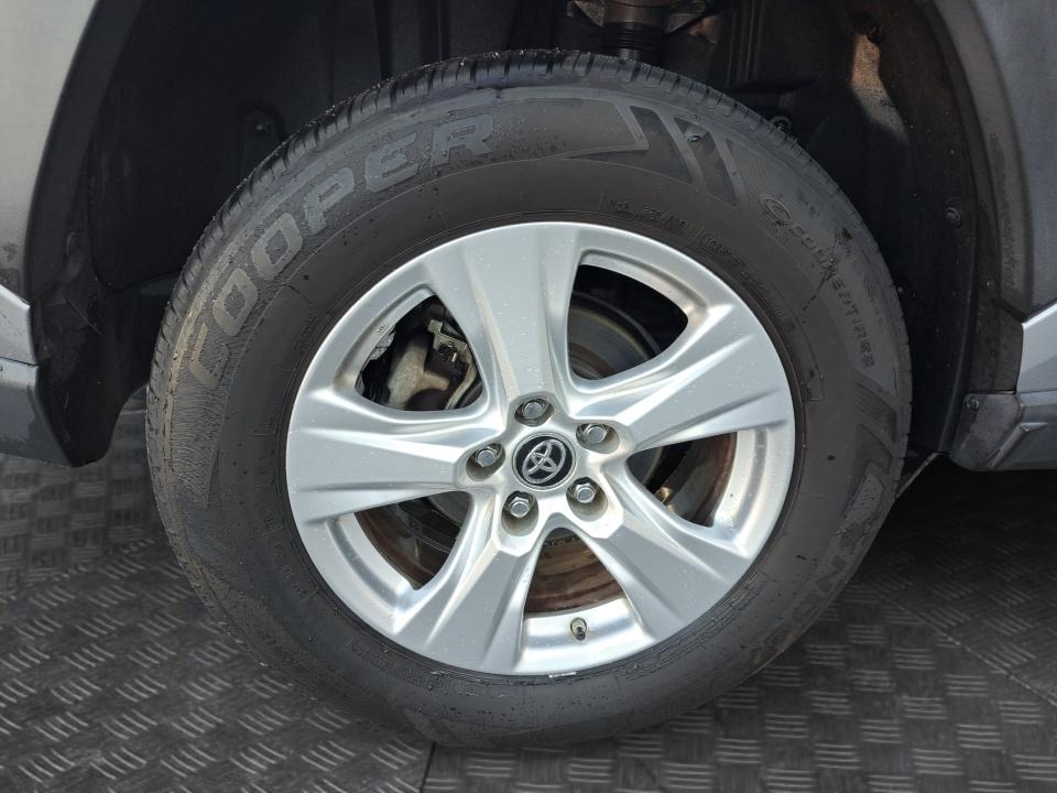 2019 Toyota RAV4 Hybrid Hybrid XLE
