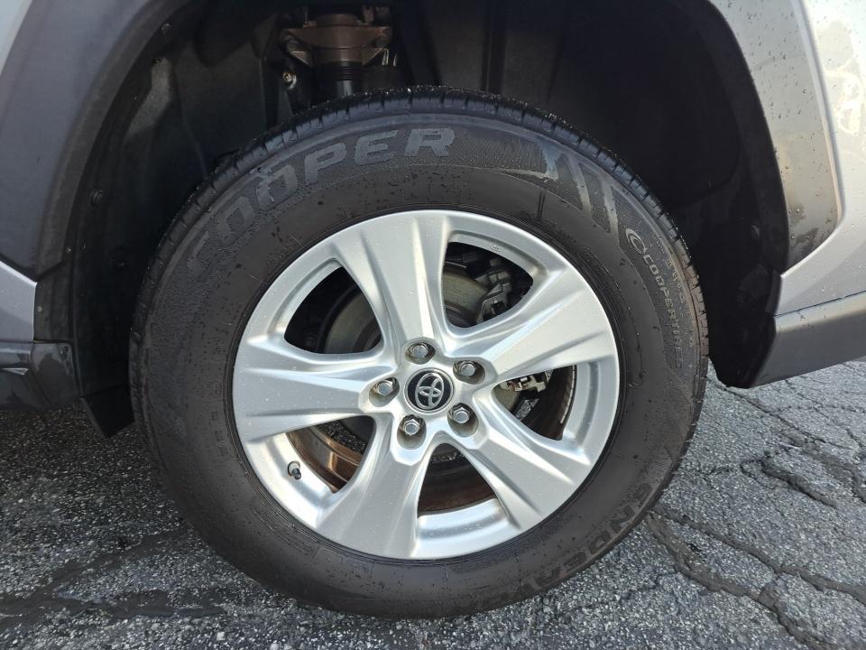 2019 Toyota RAV4 Hybrid Hybrid XLE