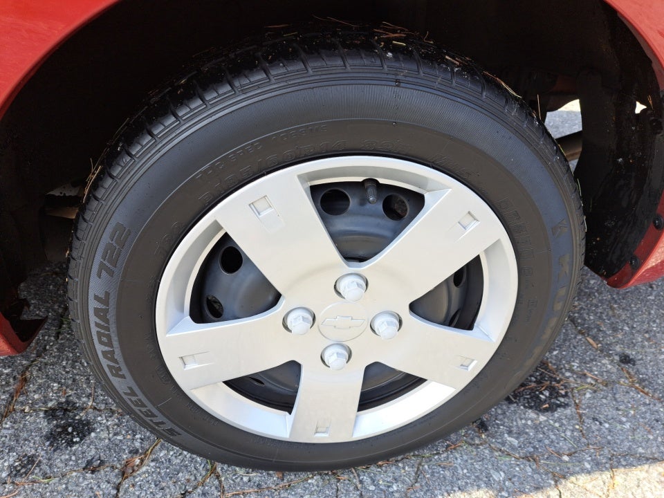 2011 Chevrolet Aveo 1LT