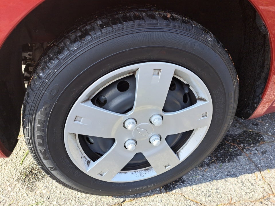 2011 Chevrolet Aveo 1LT