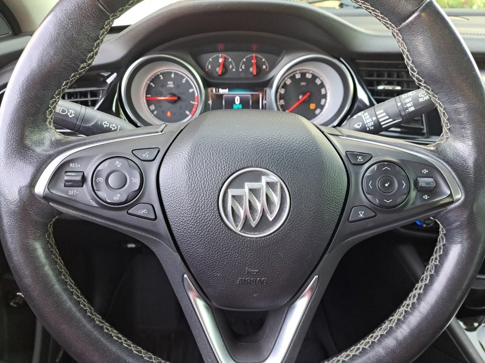 2018 Buick Regal TourX Essence