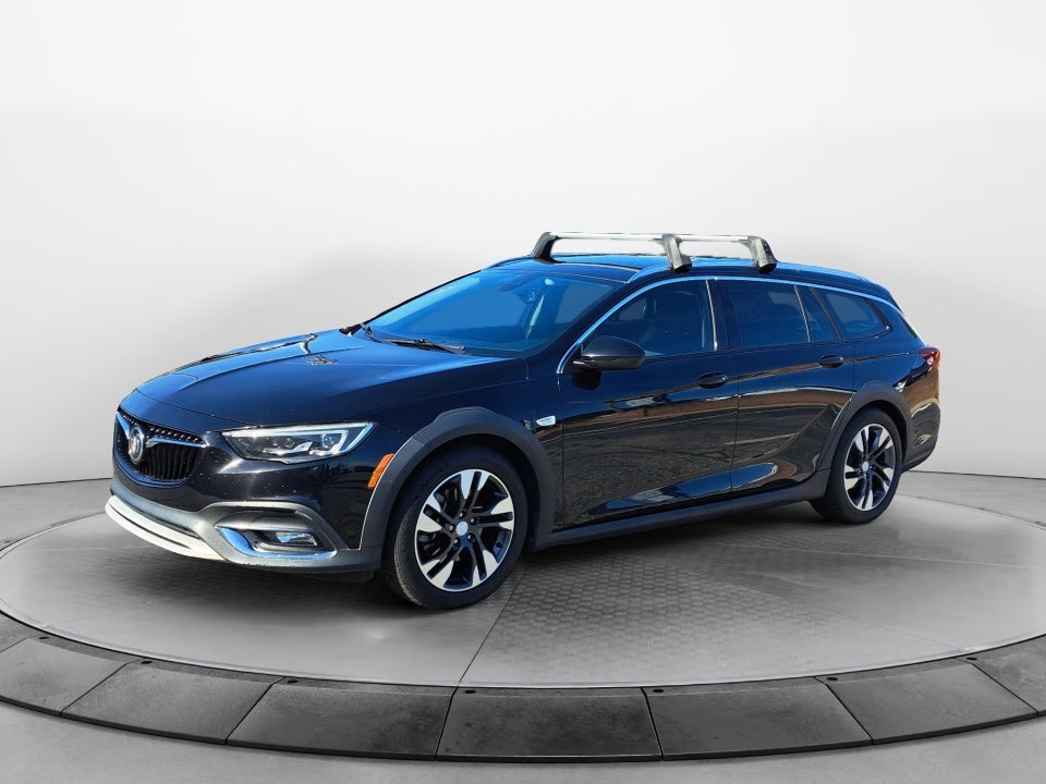 2018 Buick Regal TourX Essence