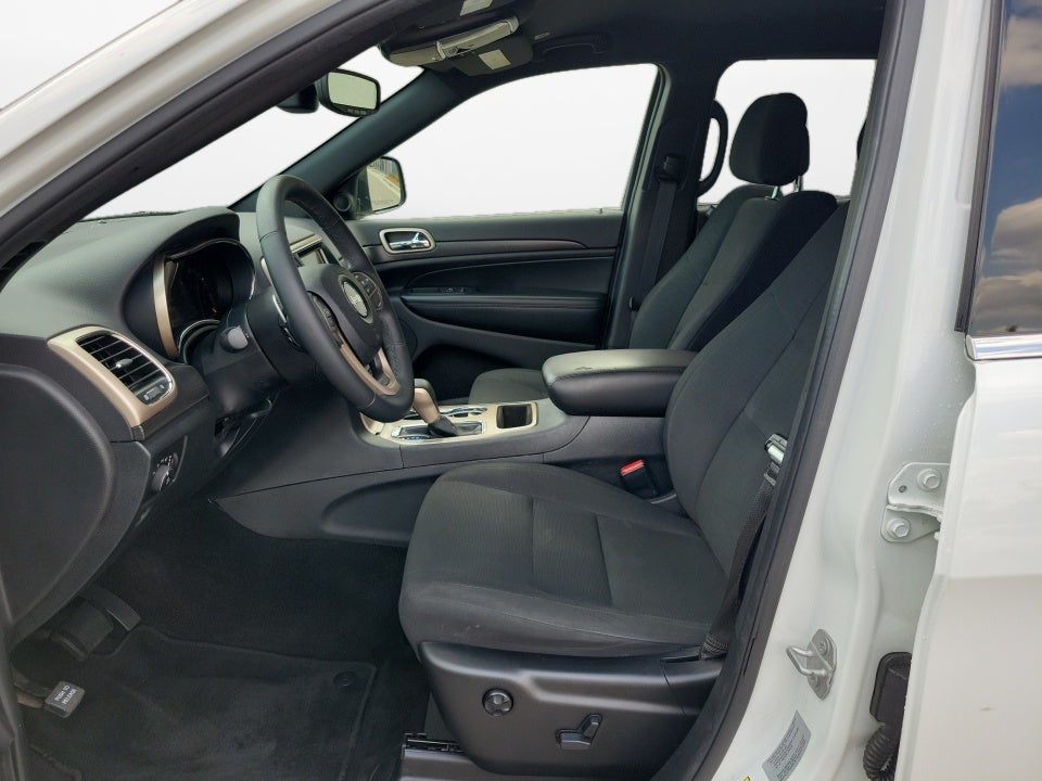 2017 Jeep Grand Cherokee Laredo 4x4